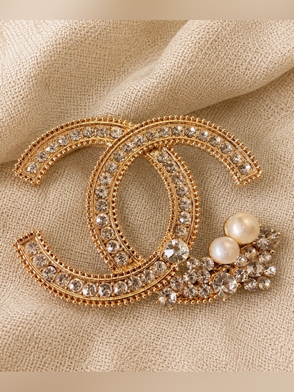 🏆Gold Interlocking CC Brooch |Pearl Rhinestone Statement Pin | Designer Inspired